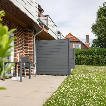 Riedgrashaus Riedgras 4 *