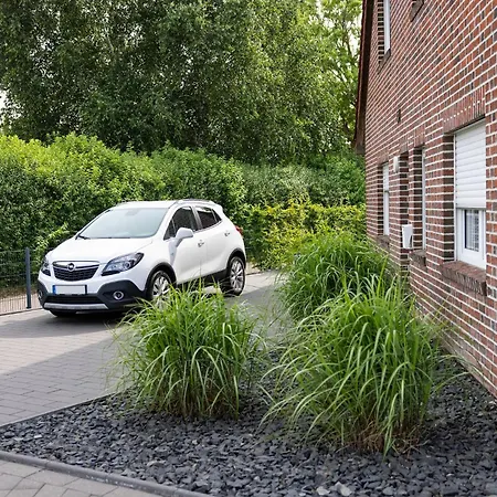 Riedgrashaus Riedgras 4 Norden